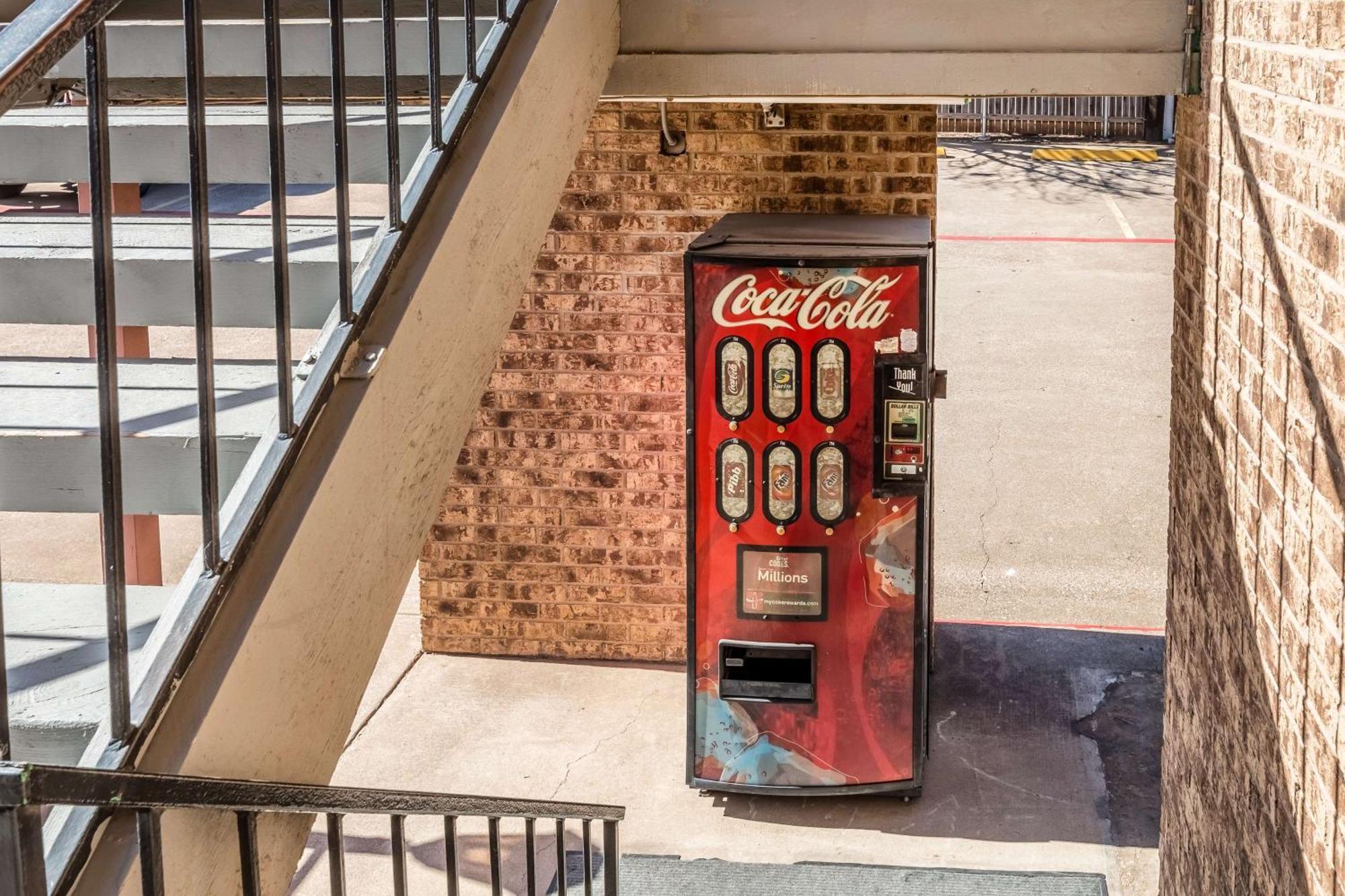 Motel 6-Arlington, Tx - Uta Eksteriør bilde