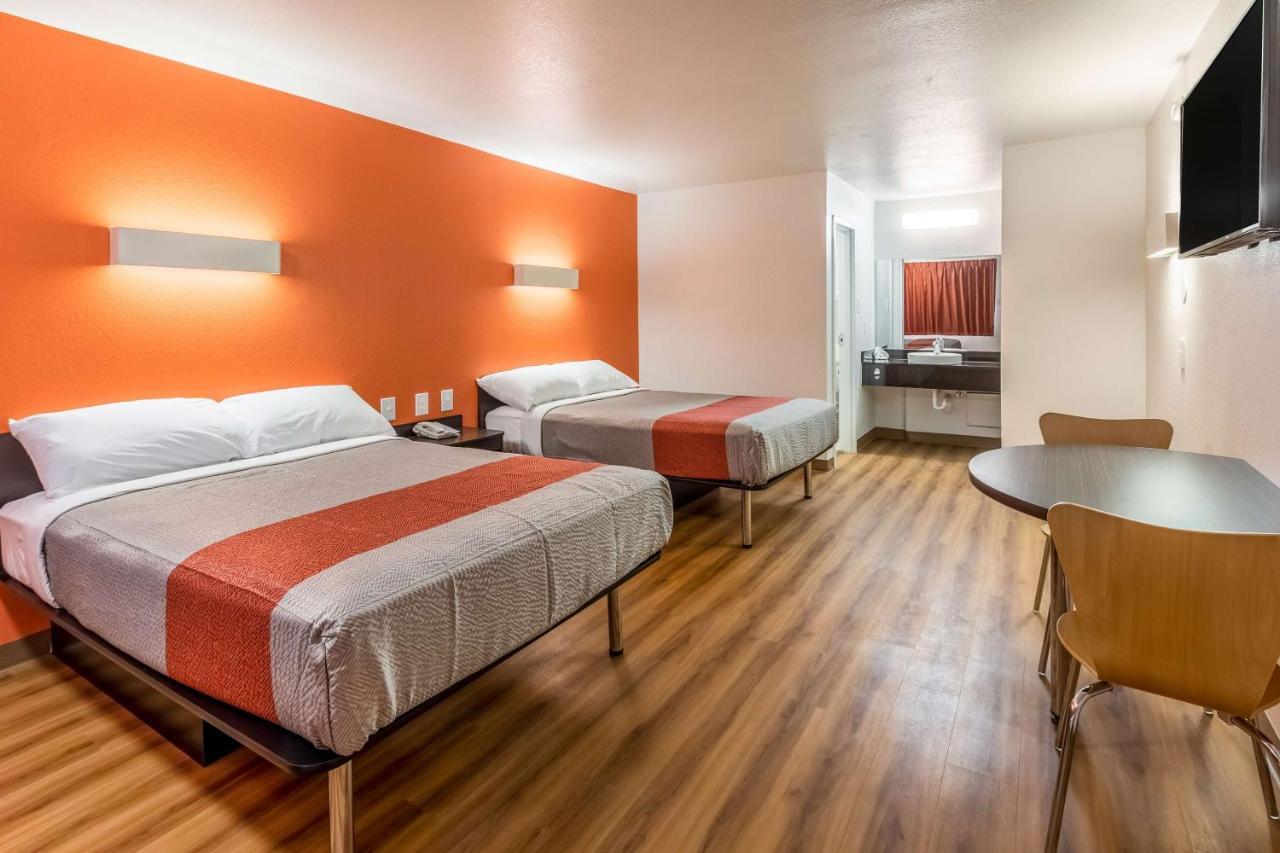 Motel 6-Arlington, Tx - Uta Eksteriør bilde