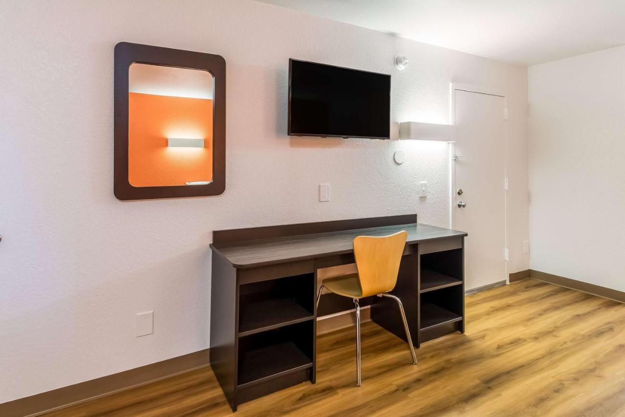 Motel 6-Arlington, Tx - Uta Eksteriør bilde