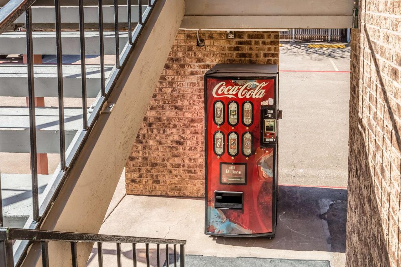 Motel 6-Arlington, Tx - Uta Eksteriør bilde